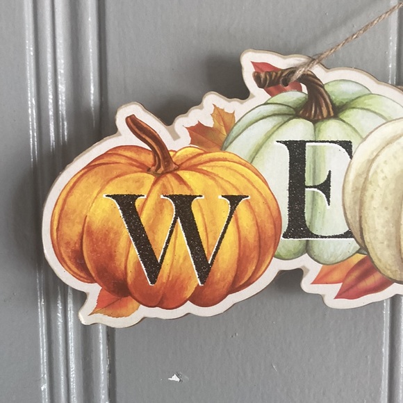 NWT Beautiful Glittered Horizontal Colorful Pumpkin Fall WELCOME Decor Sign π - Picture 8 of 15